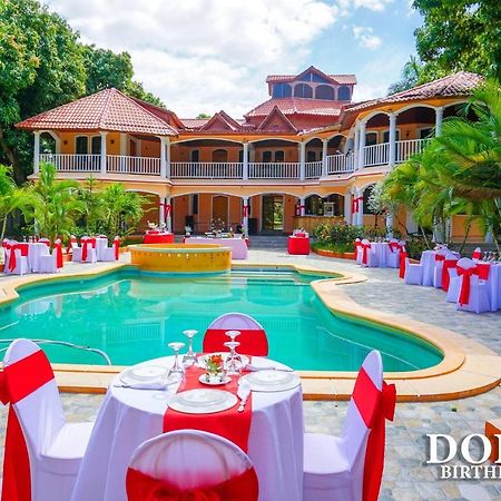 Donpee Guest House Leogane Exterior photo
